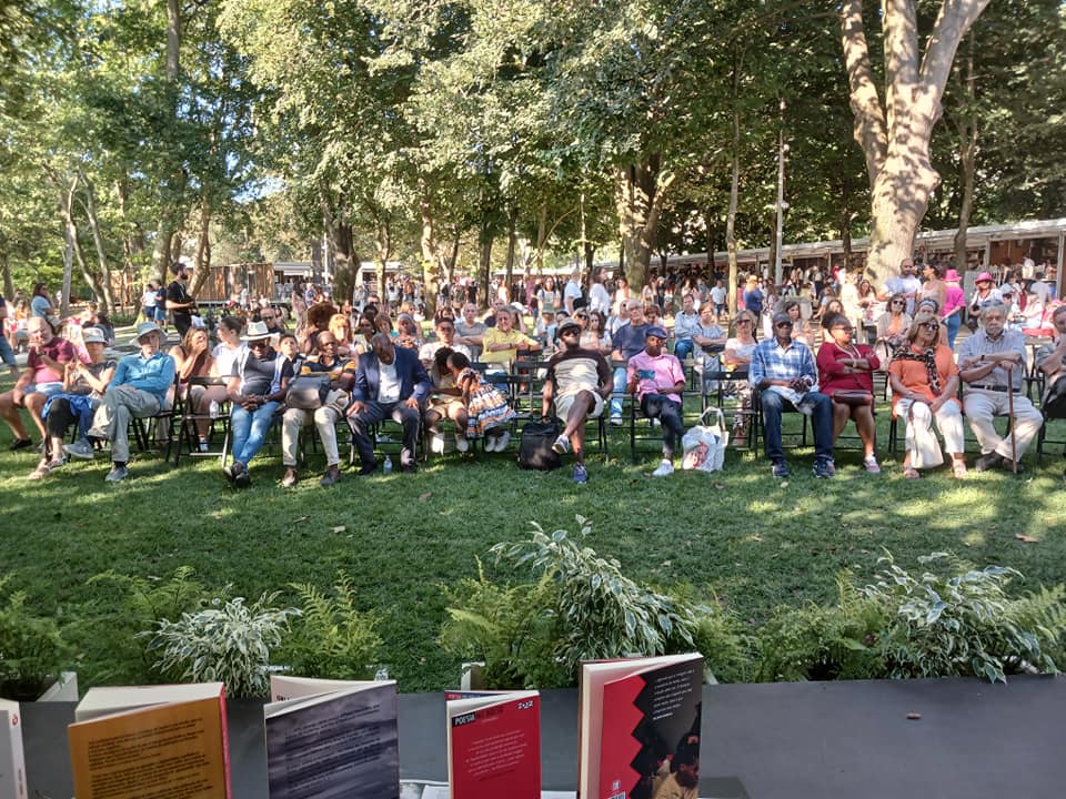 Feira do Livro do Porto 2024 Inicia com Homenagem a Eugénio de Andrade