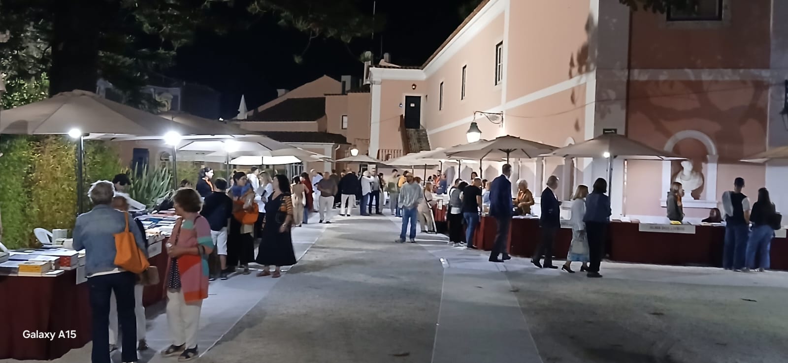 Belém reúne literatura, música e encontro com autores