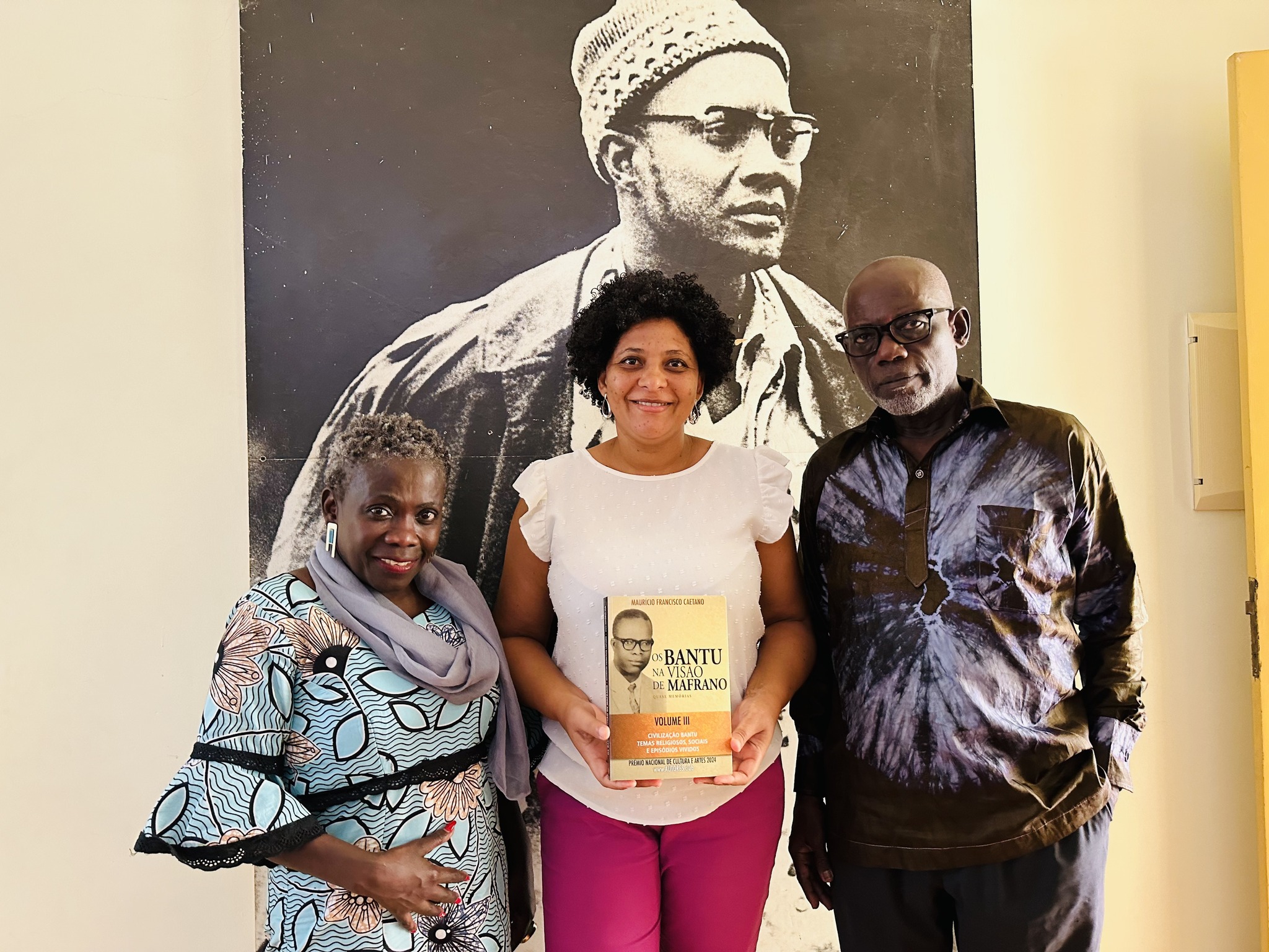 Visita da família de Mafrano à Fundação Amílcar Cabral
