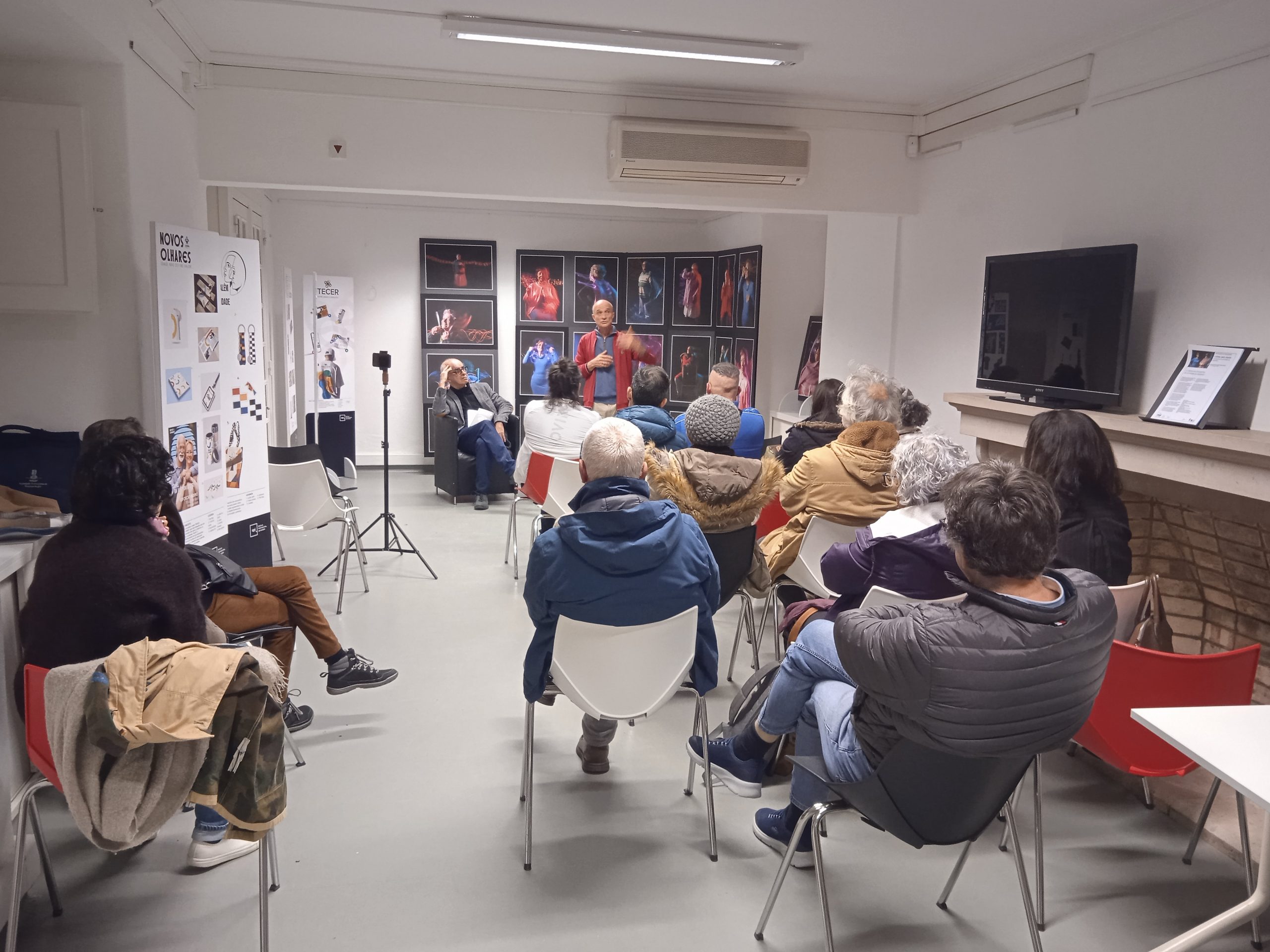 Conversa sobre nutrição celular encheu a Biblioteca dos Coruchéus