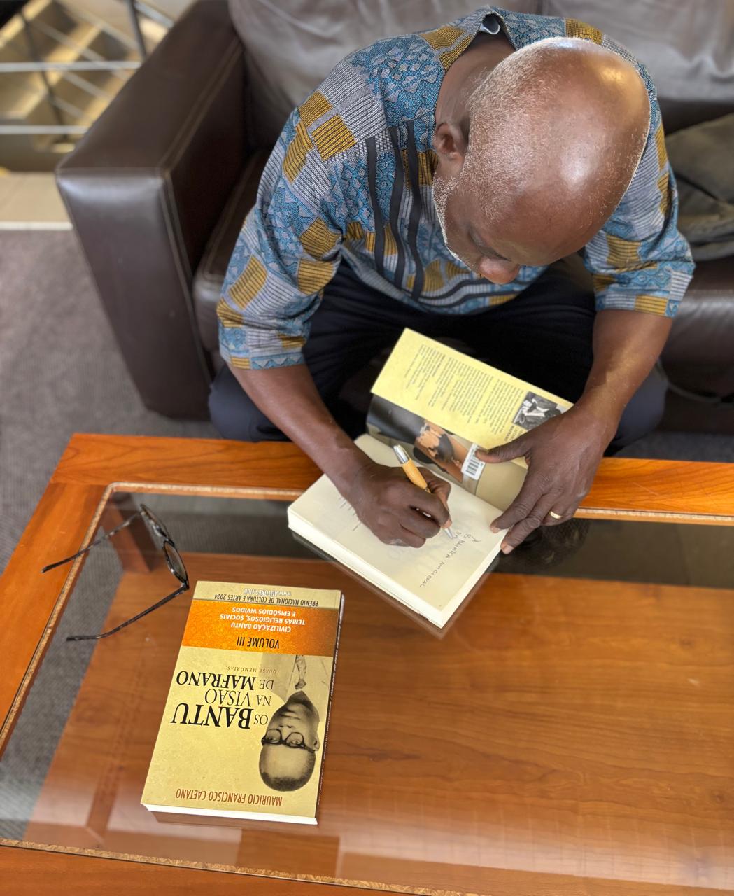 Biblioteca Nacional da Namíbia disponível para acolher lançamento da versão na língua inglesa de «Os Bantu na visão de Mafrano»