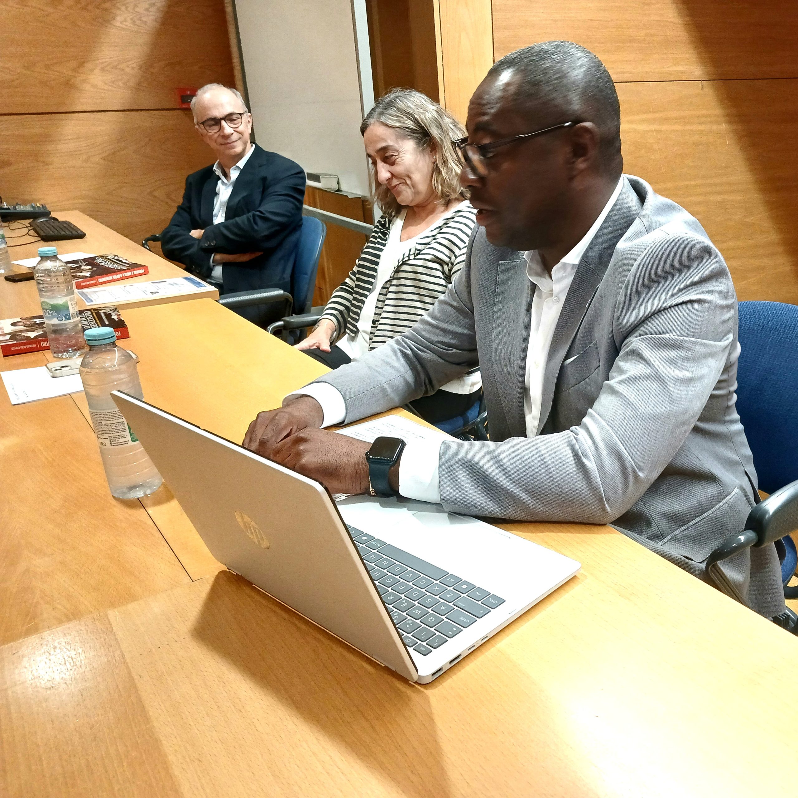 Portugal e Angola: Luís Nuno Rodrigues destaca no ISCTE a importância de compreender o difícil reencontro após a independência